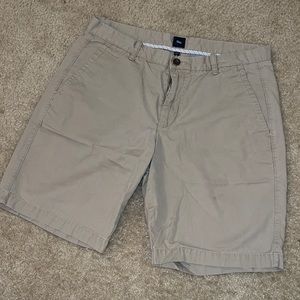 Men’s Khaki Shorts